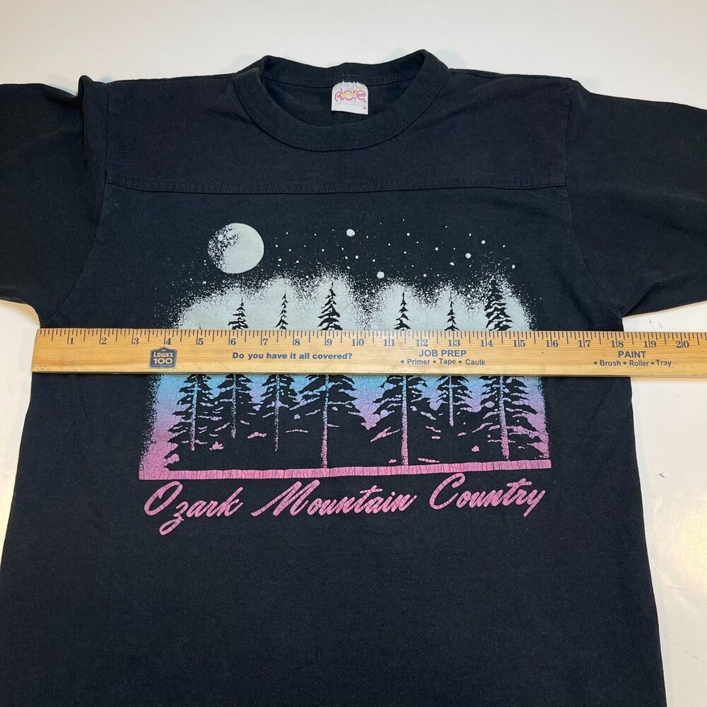 Vintage Ozark Mountain Country Puffy Print Made in the USA T Shirt Sz M Alore - Picture 4 of 4